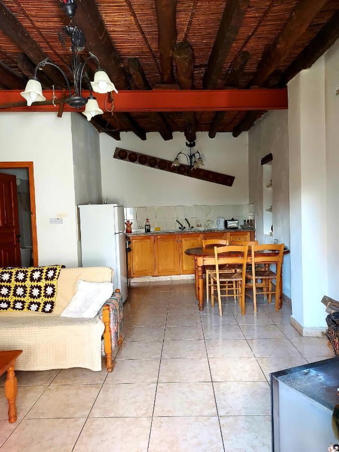 John' S House In Omodos Vendégház Limassol Kültér fotó